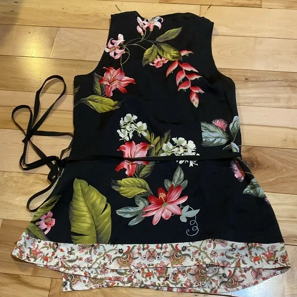 Tommy Bahama Floral Black Sleeveless Wrap Top - Picture 6 of 11